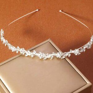 🌺 🌺 🌺 Delicate Flower Princess Headband